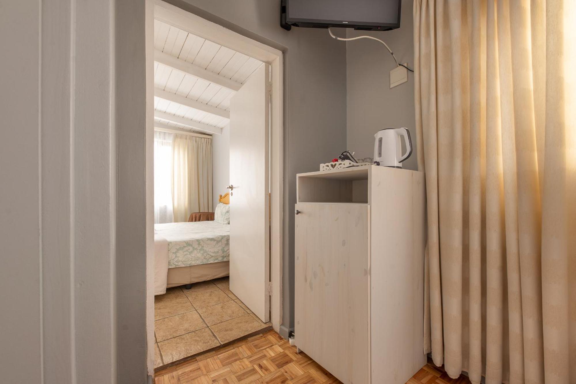 Guesthouse Fischreiher B&B Swakopmund Eksteriør billede