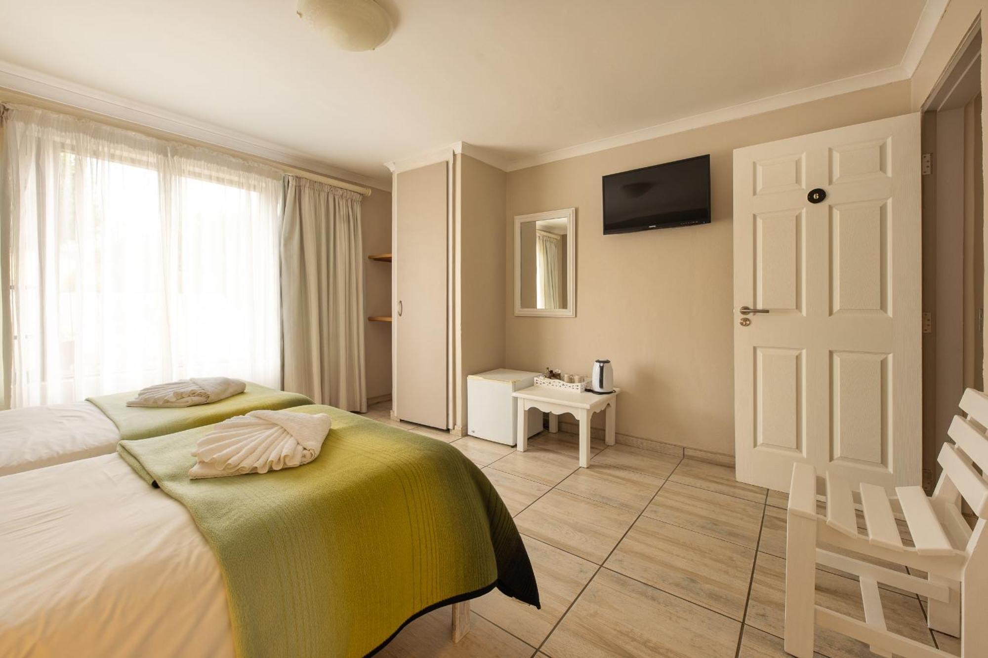 Guesthouse Fischreiher B&B Swakopmund Eksteriør billede
